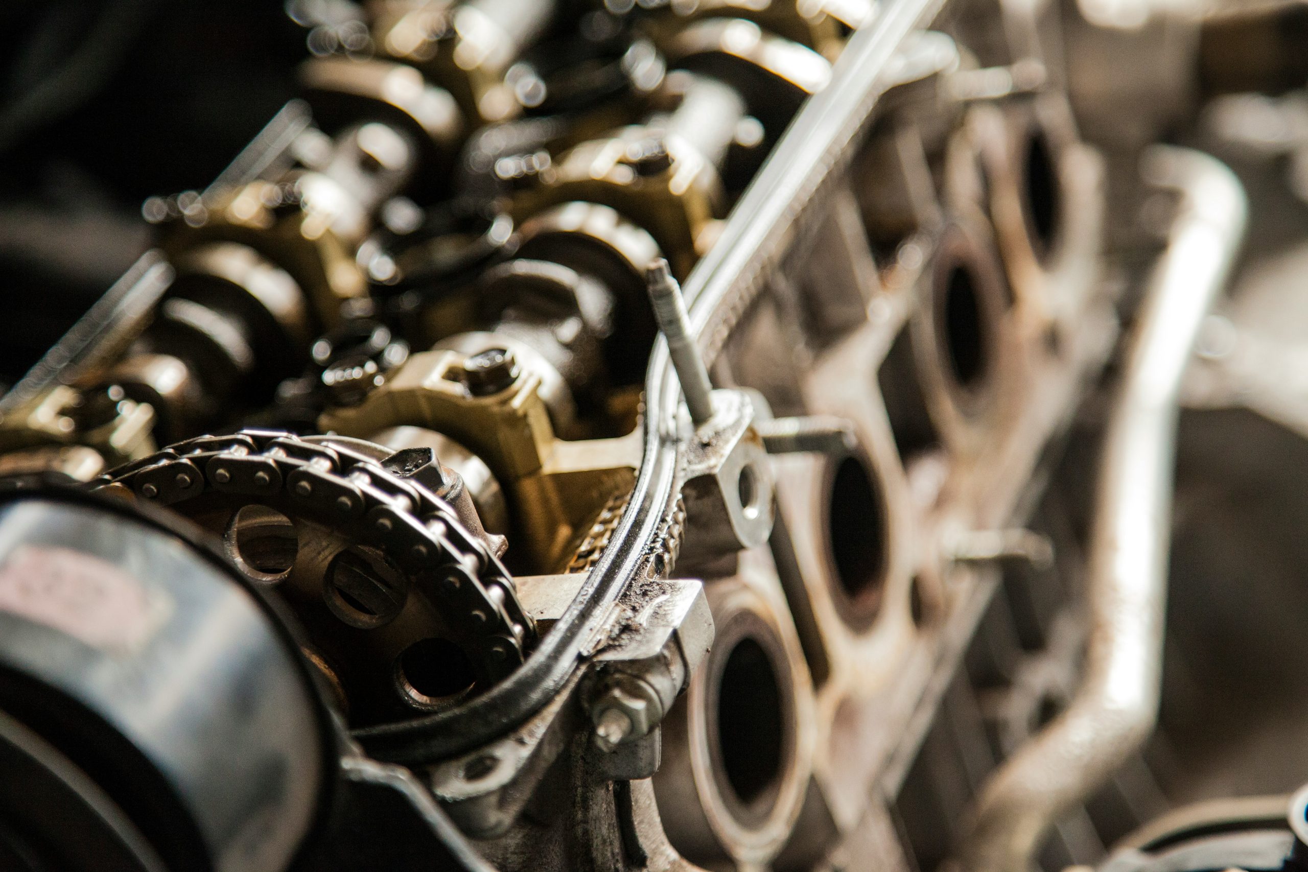 Lubang dan langkah silinder mesin generator diesel