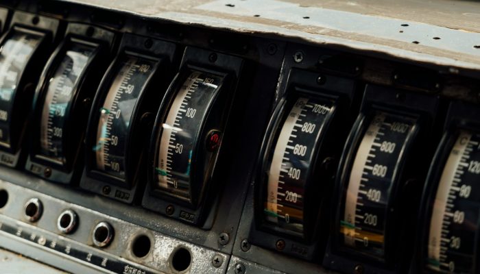 What Is the Frequency Regulation Band for Diesel Generator Systems